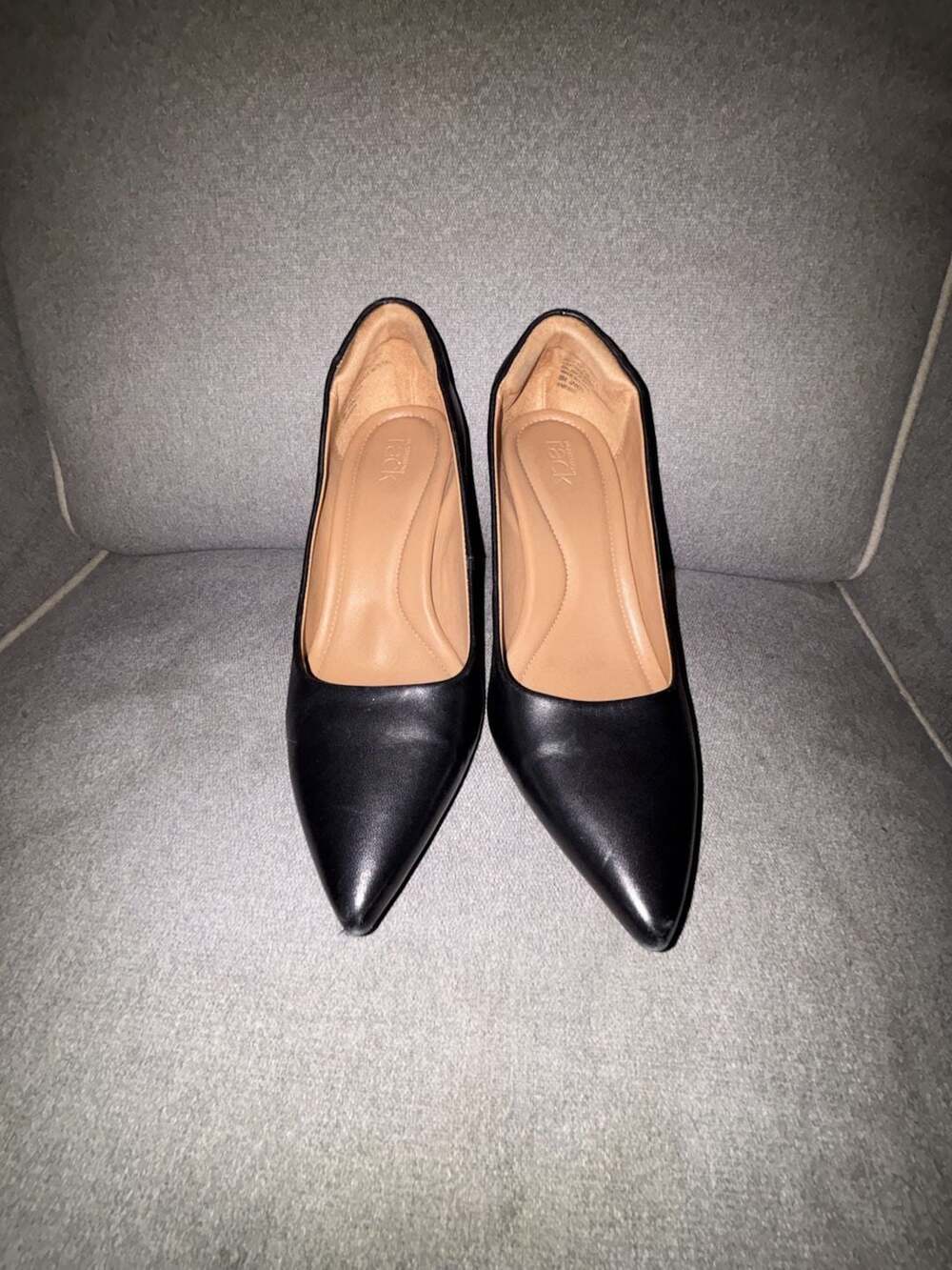 Nordstrom Rack Leather Pump in Black